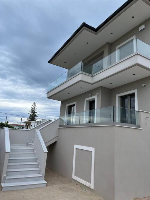 Villa Maria Eirini Lechaio 외부 사진